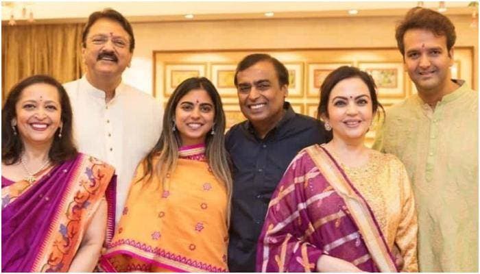 Mukesh ambani family
