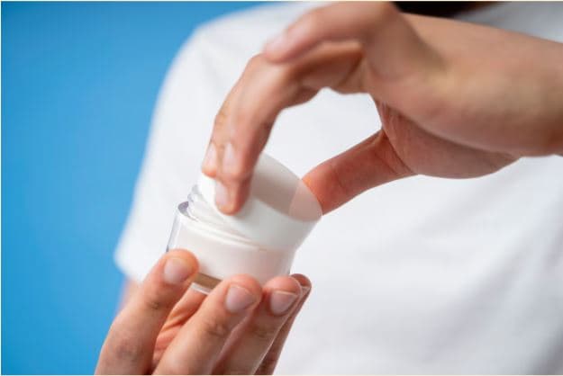 Natural vs. Synthetic Skincare: 3 Myths to Leave Behind