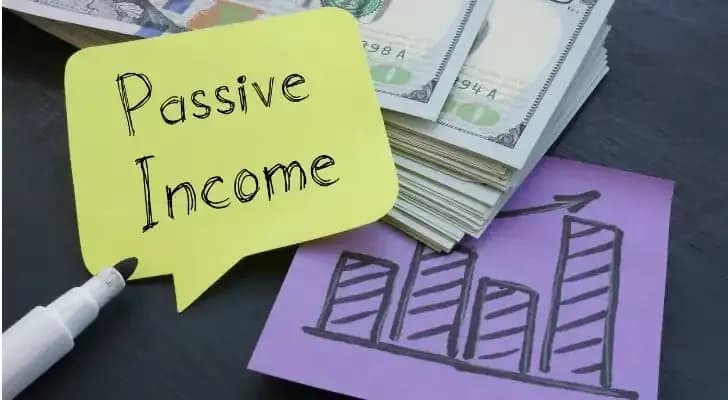 easiest way to start making $1,000 a month in passive income with zero upfront