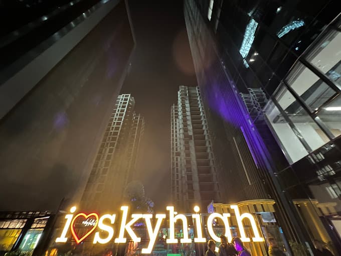 Sky High Lounge & Bar-letsdiskuss