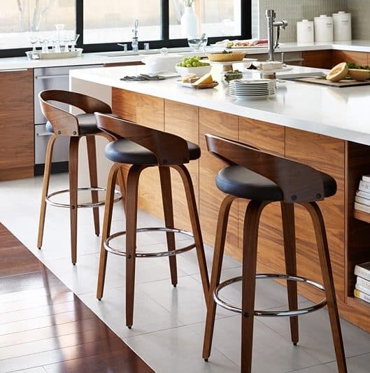 10 uses for a stool