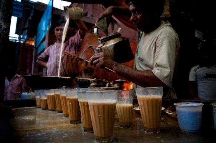 popular-tea-stalls-in-delhi-letsdiskuss