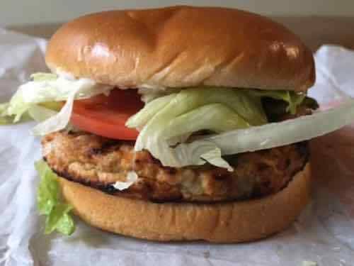 burger-king-vs-mc-donalds-letsdiskuss