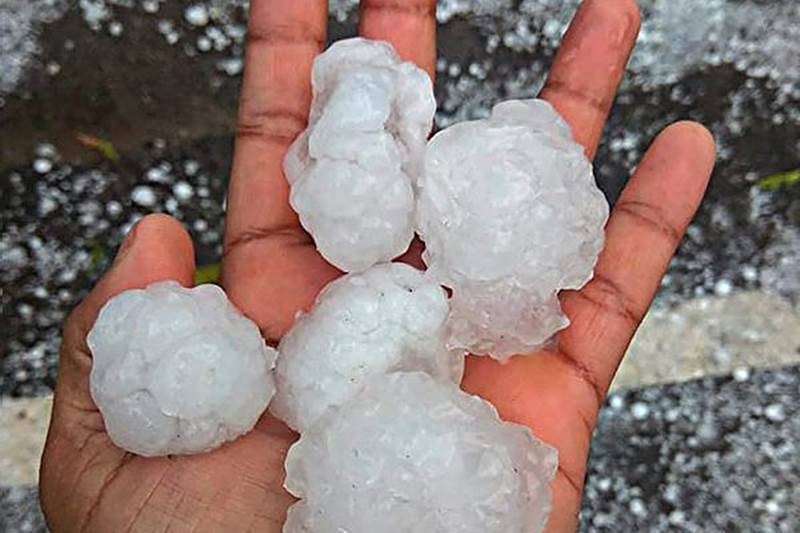 delhi-noida-hailstorm-letsdiskuss