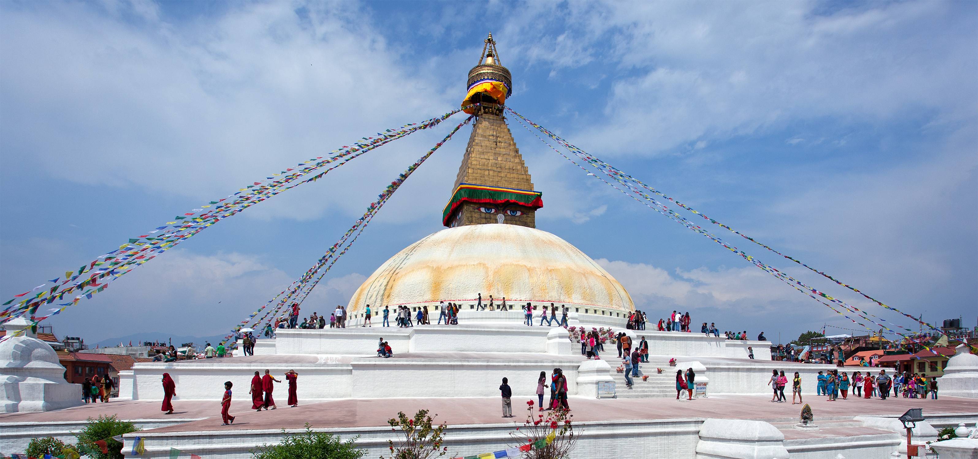 boudhanath-stupa-letsdiskuss